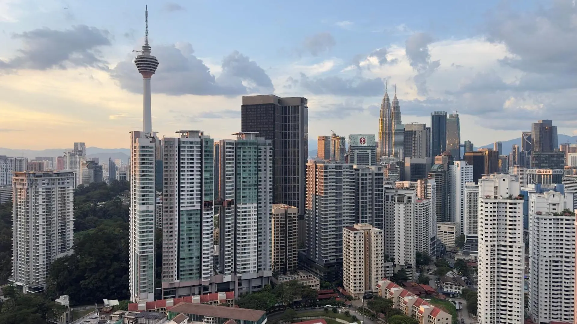 The Robertson Residence Bukit Bintang 20F Kuala Lumpur Ma­lay­sia