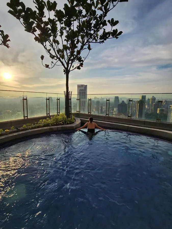The Robertson Residence Bukit Bintang 20F Kuala Lumpur 0*,